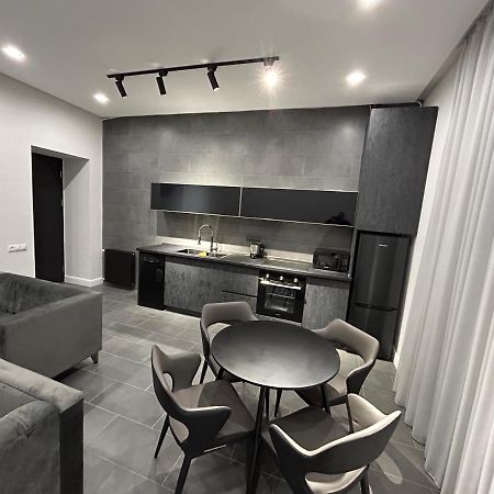 Cozy Apartment เยเรวาน ภายนอก รูปภาพ